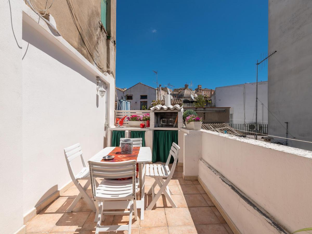 Casa Alla Marina Del Porto Di Cagliari Exterior foto